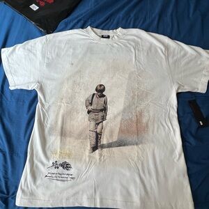 Star Wars White Graphic Tee with Luke Skywalker Artwork